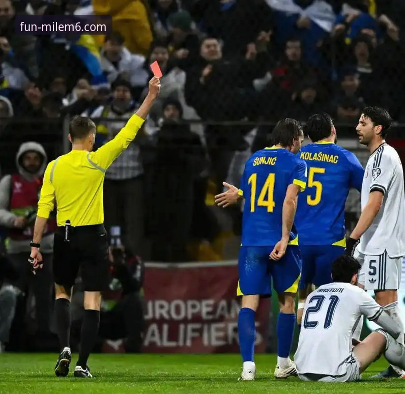 从蓝衣军团三连败看足球赛事观赛必备技巧